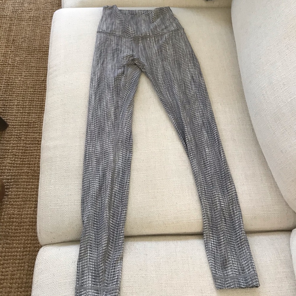 Lululemon leggings, size 2, 7/8th length